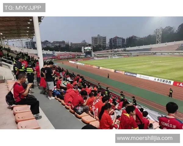 广州篮球队以72分领跑奥运会积分榜展现强劲实力和团队合作精神