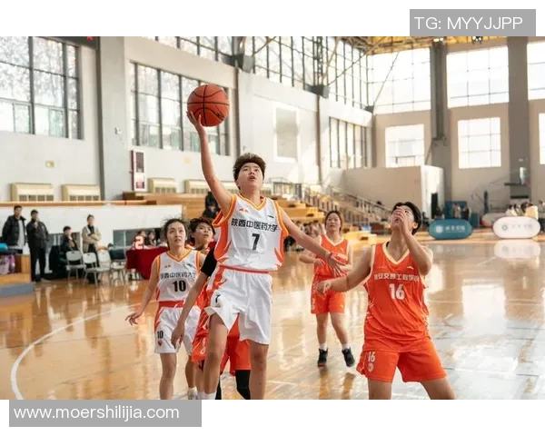 南京篮球队与西安篮球队赛后复盘团队协作的成功与不足分析