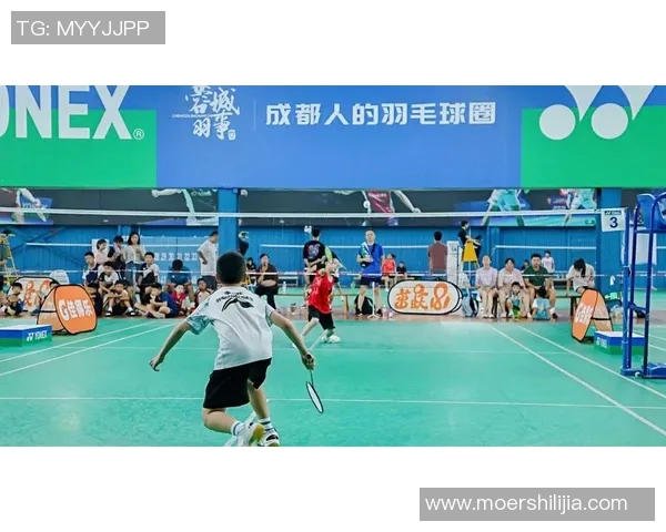 成都羽毛球队勇夺最新羽毛球团队协作榜首位置引领全国前十名